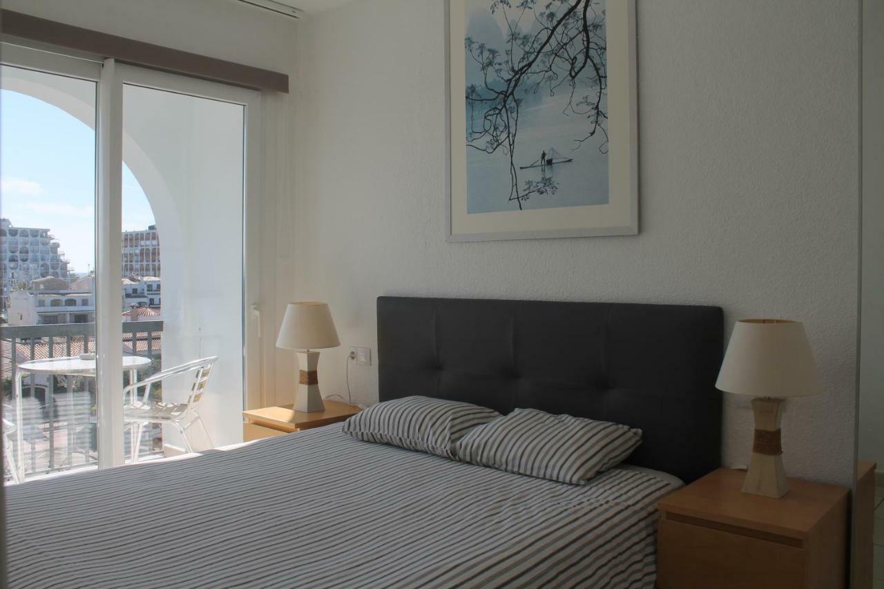 Absolute Apartment エンプリアブラバ エクステリア 写真